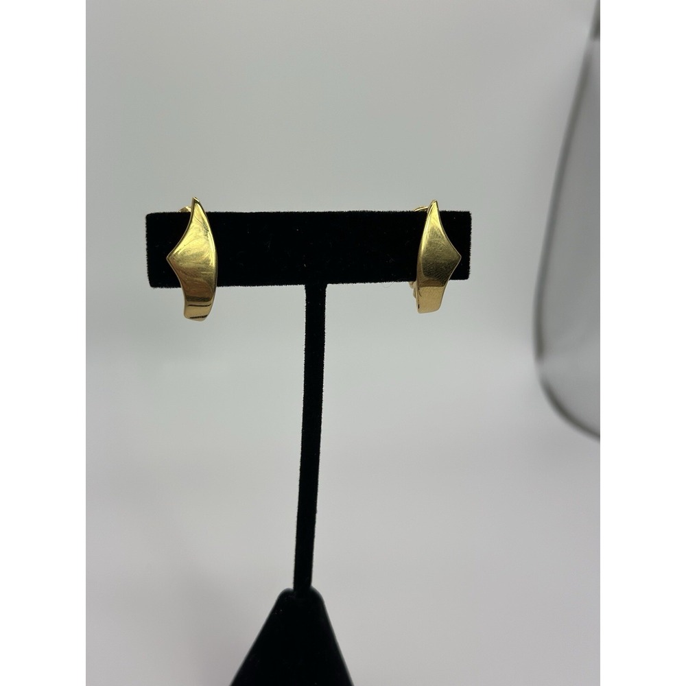 Vintage Monet‎ Gold Tone Mid Century Art Deco Clip On Earrrings